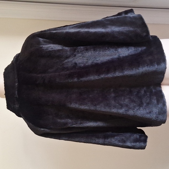 Dialogue Black Faux Fur Jacket with Hidden Snaps & 3/4 Sleeves “My Fair Lady” XL - Picture 7 of 10